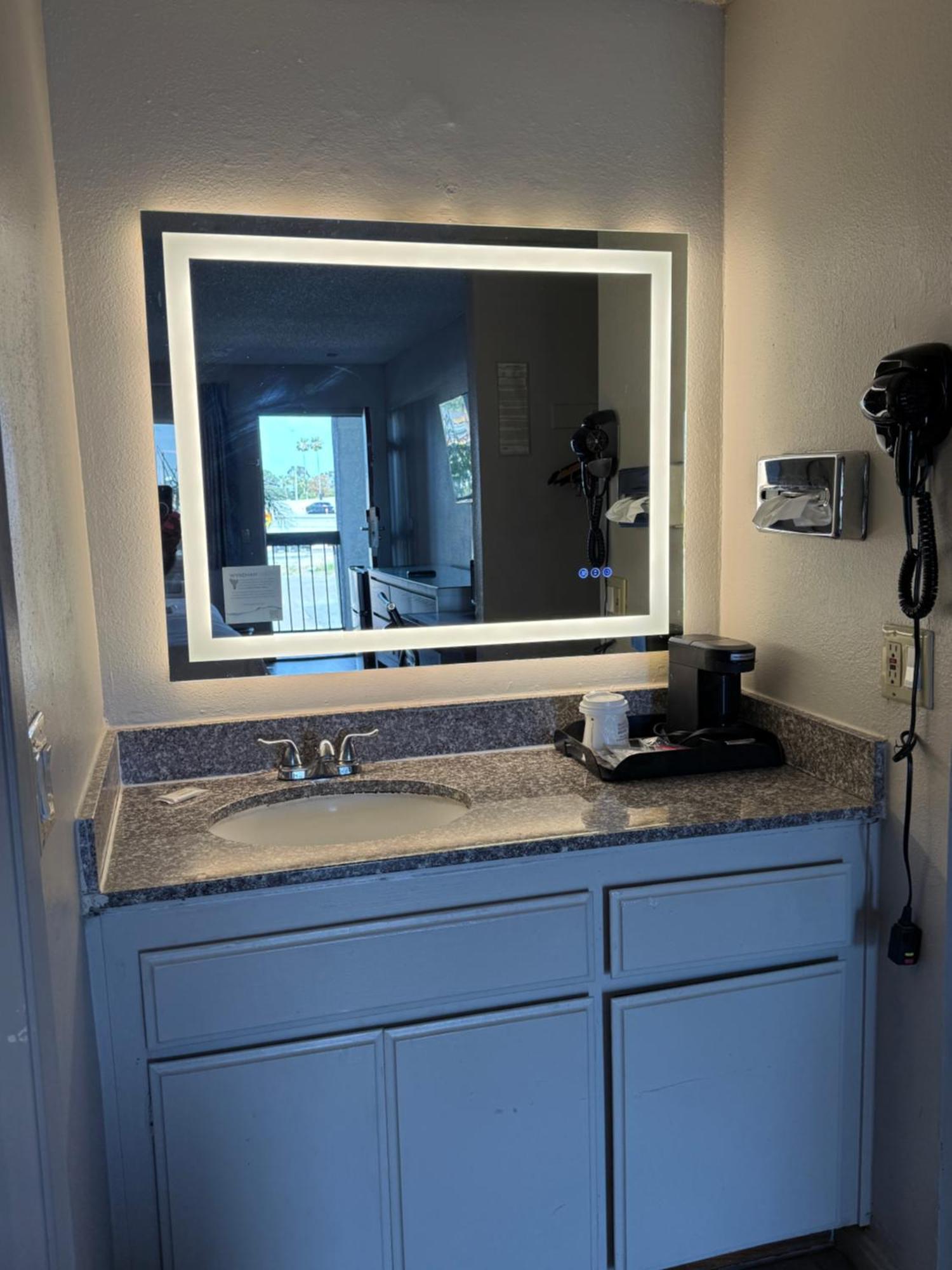 Days Inn By Wyndham Ontario Airport Esterno foto